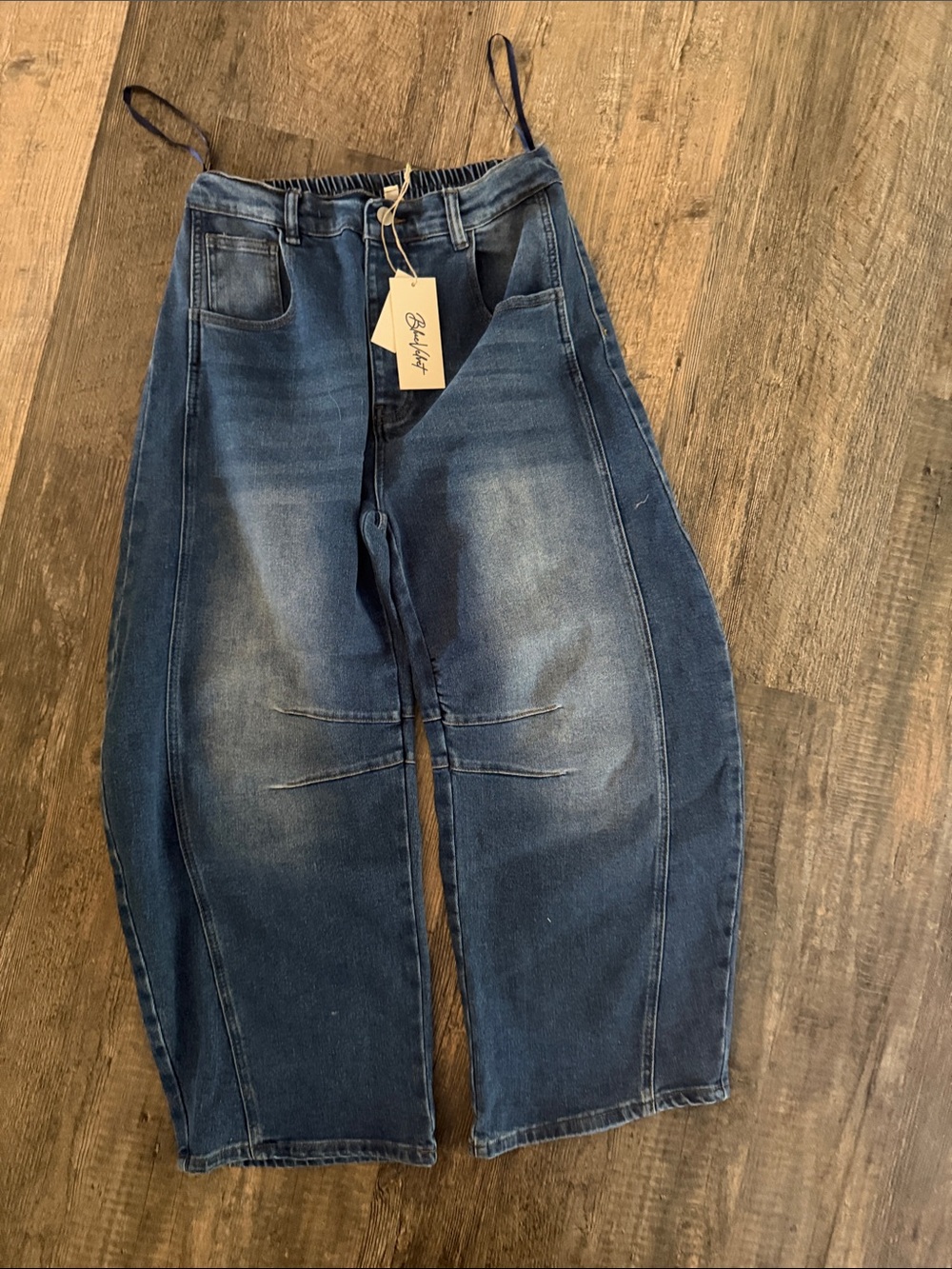 Blue Velvet (black label) barrel Relaxed Fit Jeans in Dark Blue sz Medium